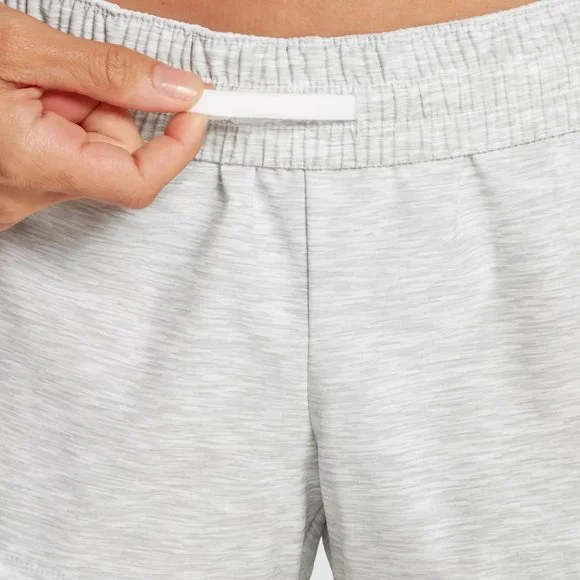 NWT DSG Women's Stride Shorts - Picture 5 of 5